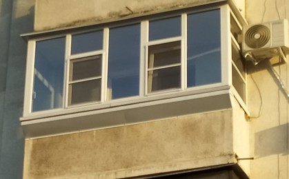 Монтаж окон на балконе 